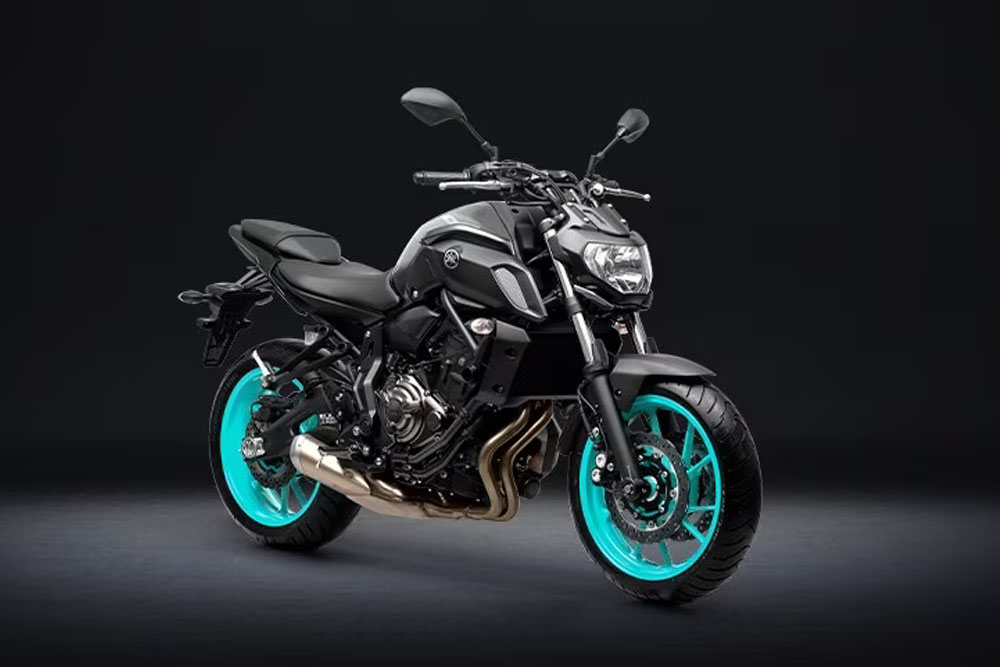 Lançamento Yamaha MT-07 2025 em preto e azul Tifanny