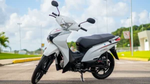 Esta moto não precisa de CNH e custa R$ 10 mil: veja detalhes!