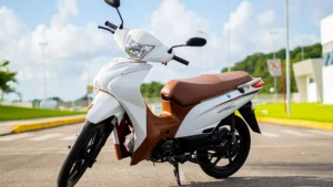 Moto sem CNH, qual é a melhor: Shineray Jet50s x Watts W125? Compare