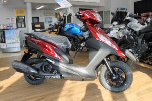 Nova moto da Yamaha promete economia máxima: até 50 km/l por apenas R$ 8.600